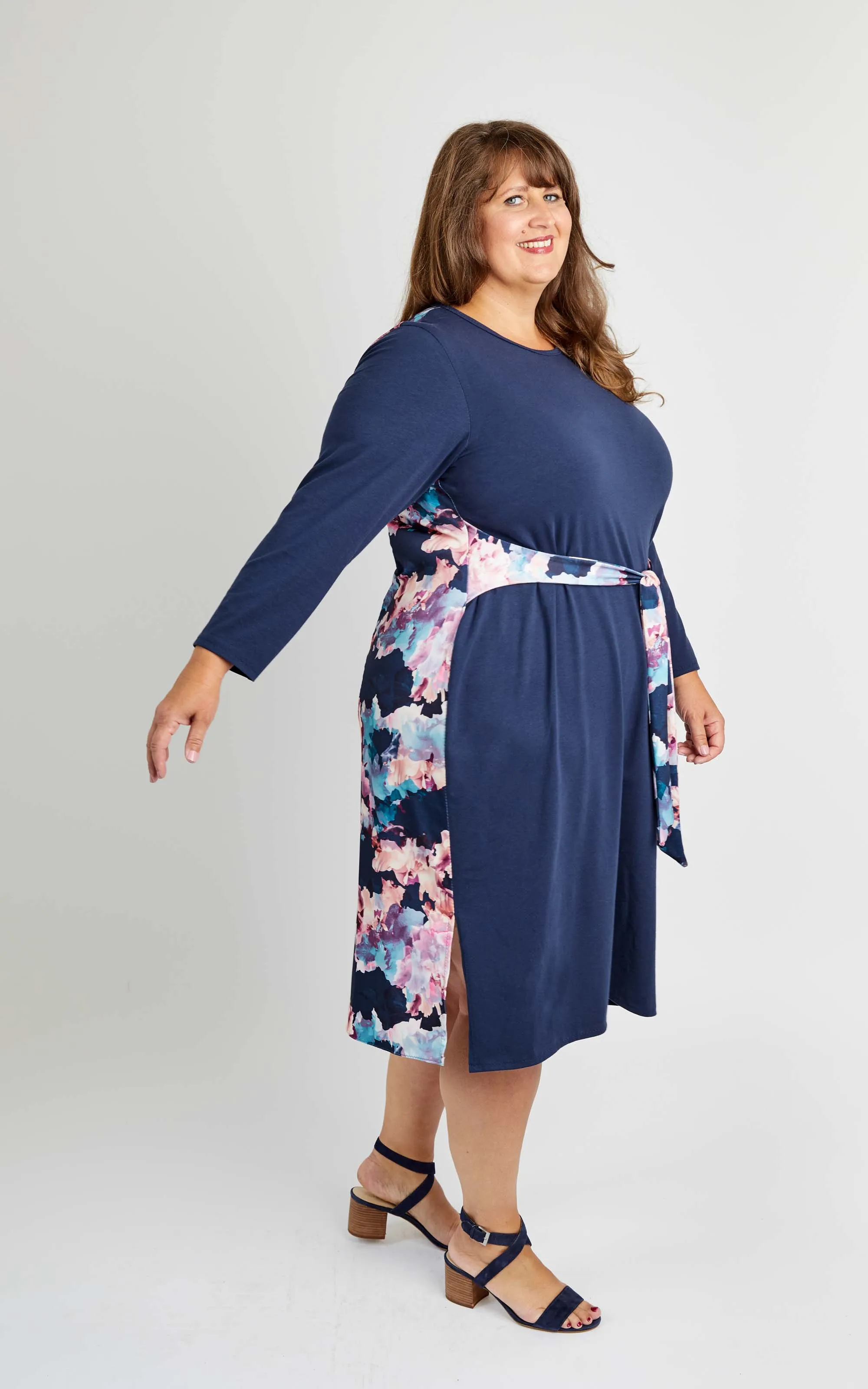 Pembroke Dress & Tunic 12-28 printed pattern: Wholesale