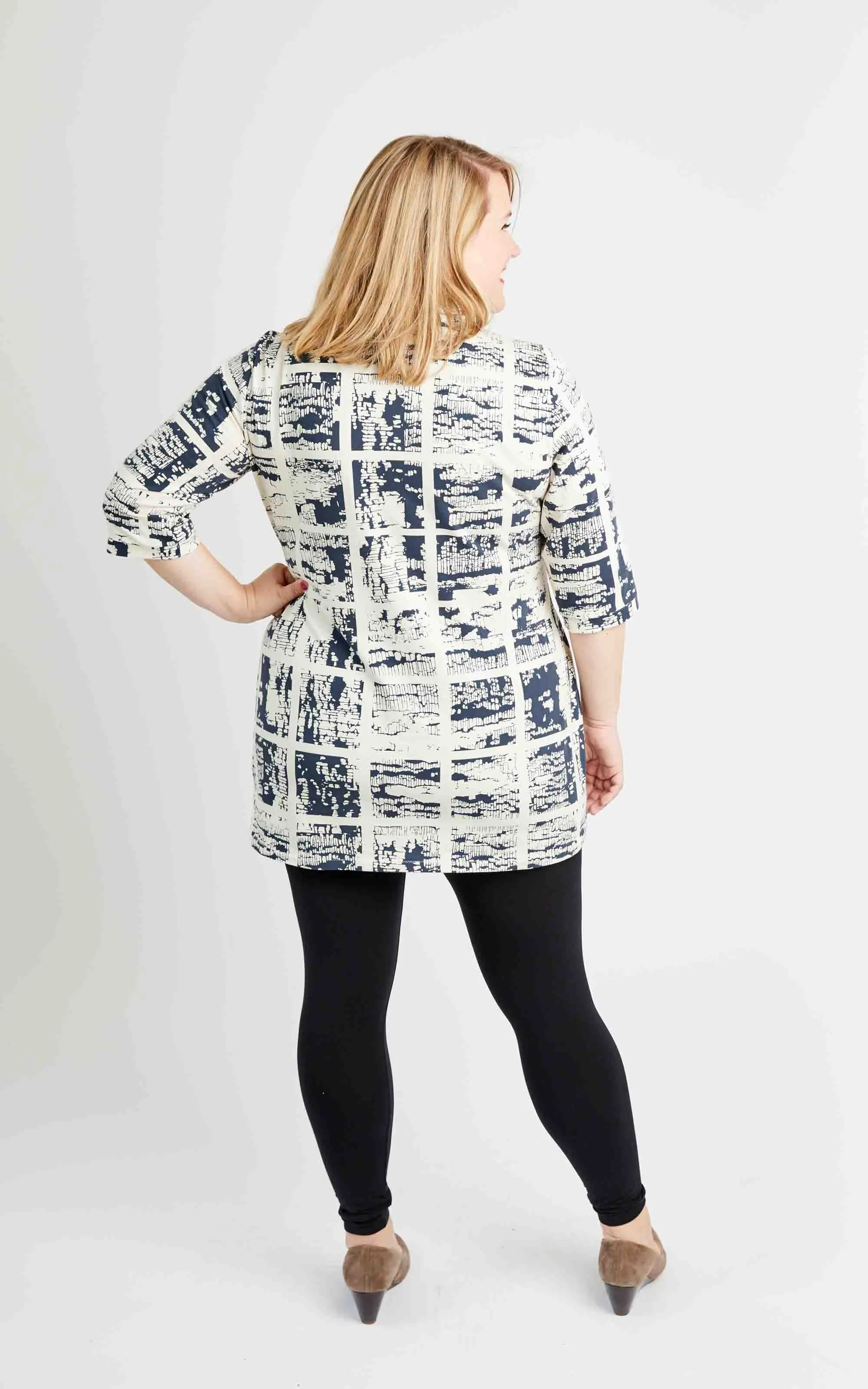 Pembroke Dress & Tunic 12-28 printed pattern: Wholesale